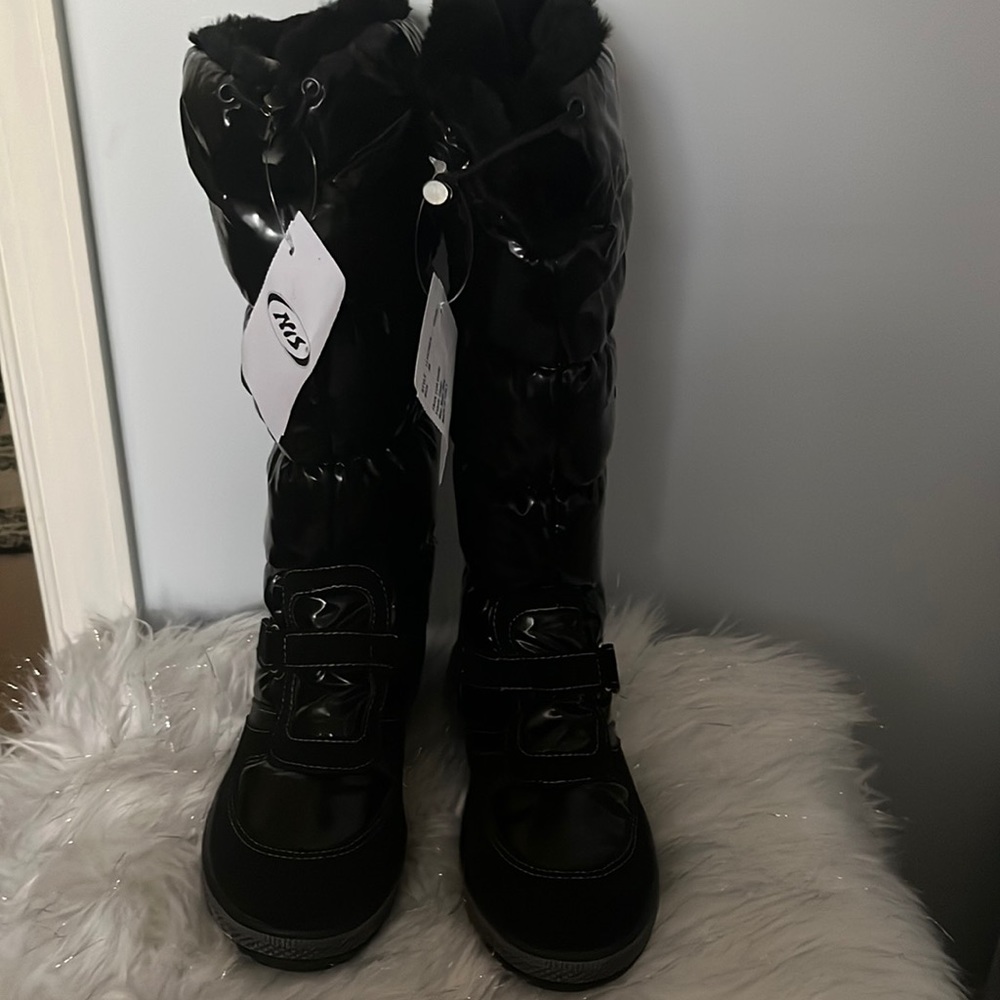 Gorgeous winter boots by MiS